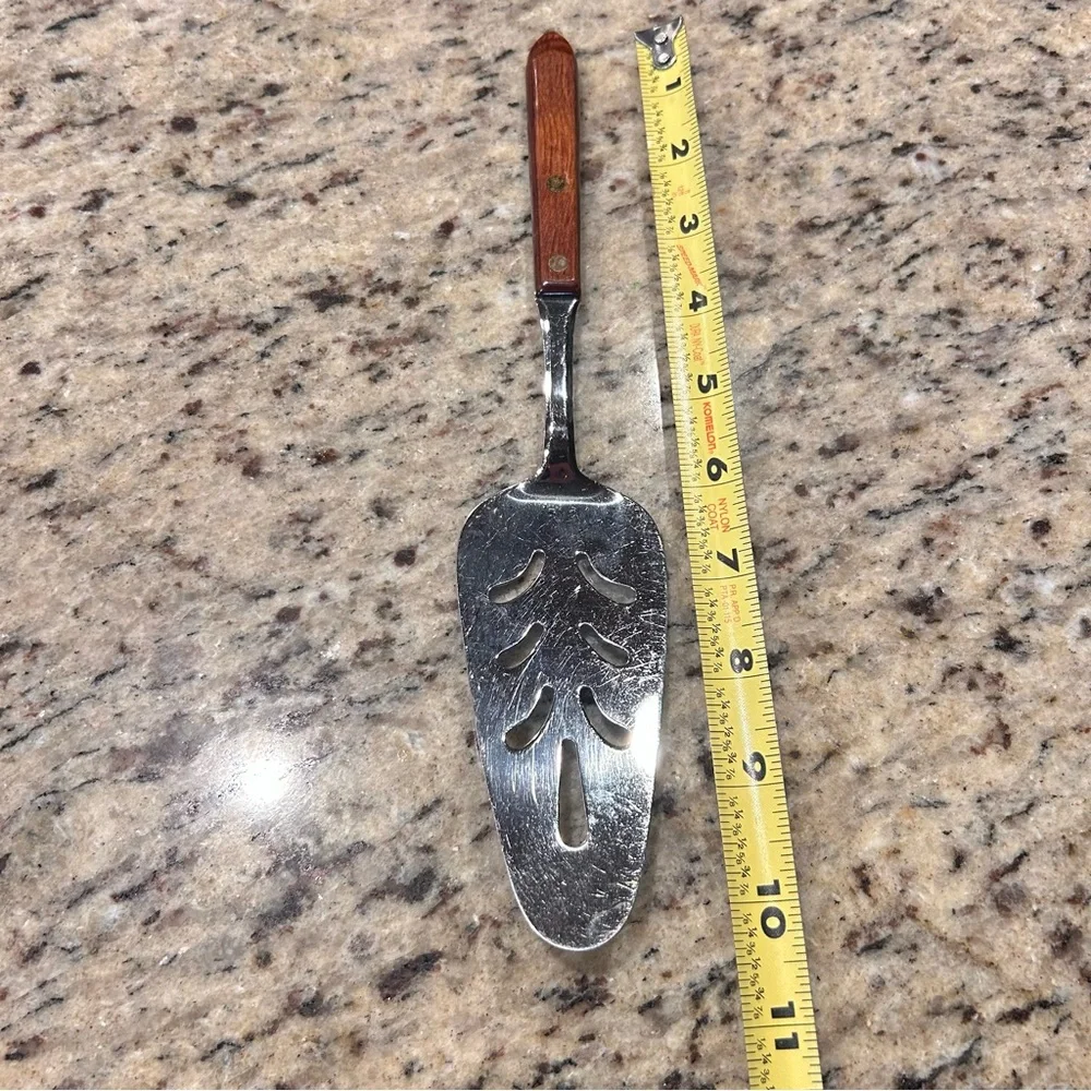 Vintage Slotted Wood Handled Stainless‎ Steel Cake/Pie Server